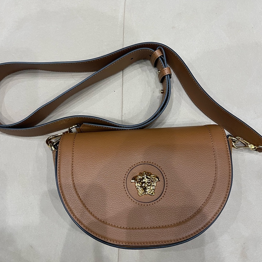 Versace bag - Picture 2 of 9